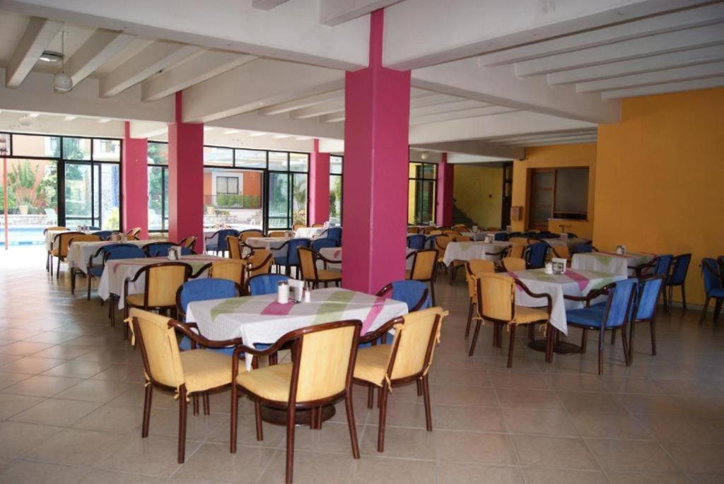 Hotel Oaxaca Dorado Buitenkant foto